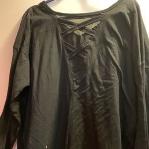 2 Livi Active Long sleeve tops